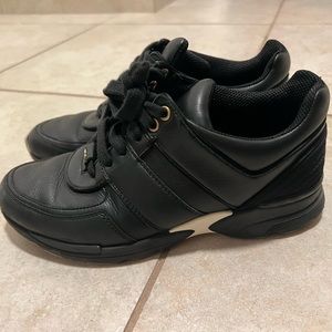 Chanel leather sneakers black 7.5